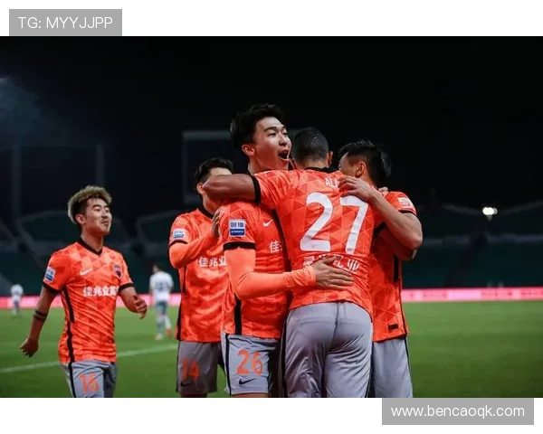 埃因霍温前锋替补登场两度破门感受如梦般美好期待重温比赛精彩瞬间